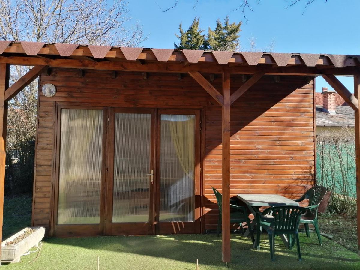 Hullám Panzió Hajdúszoboszló Esterno foto